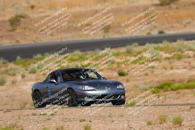 media/Jun-01-2025-CalClub SCCA (Sun) [[eae223c5dd]]/Group 1/Track Event 5/